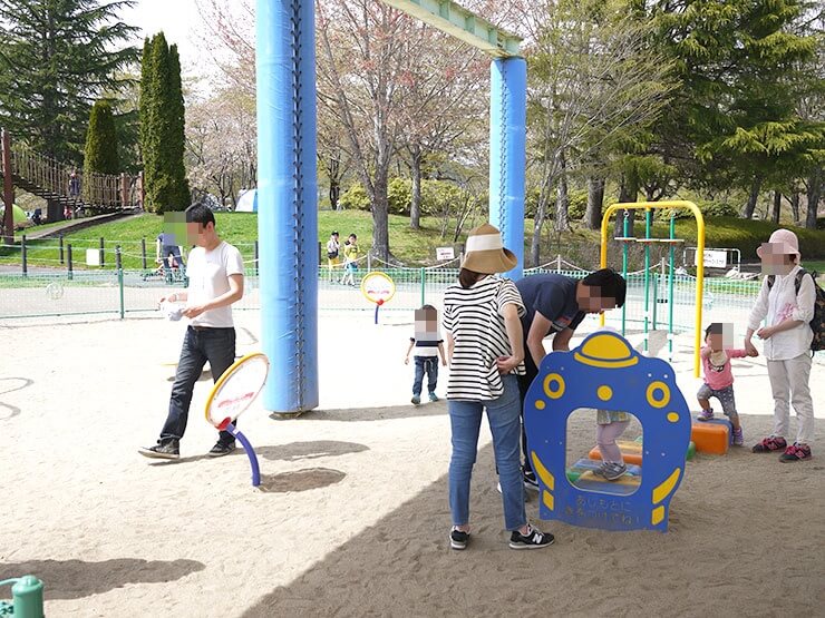 宮城 川崎 みちのく杜の湖畔公園に3歳以下の子供用に新しい遊具がオープン 料金も変わったようだよ Tora Memoとらめも